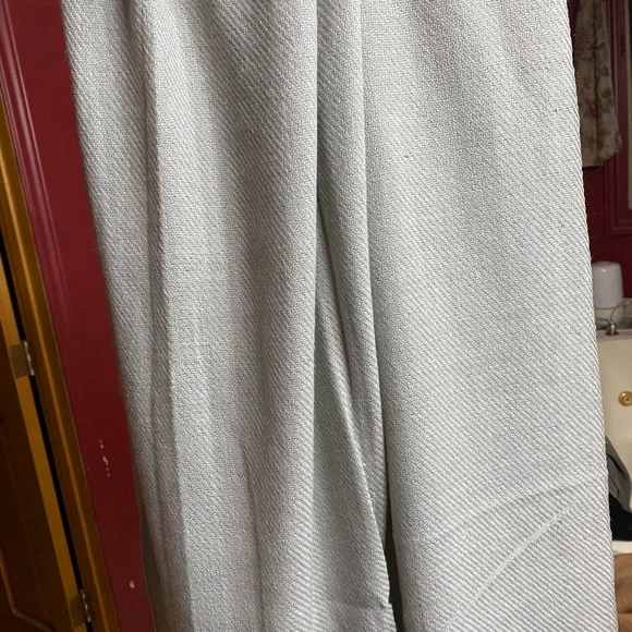 Shawl - Picture 2 of 5